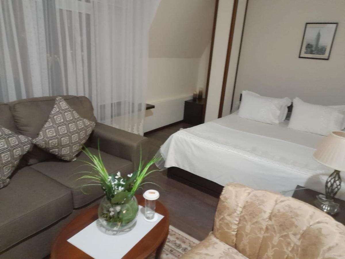 Hotel Krez Кизилорда Екстер'єр фото
